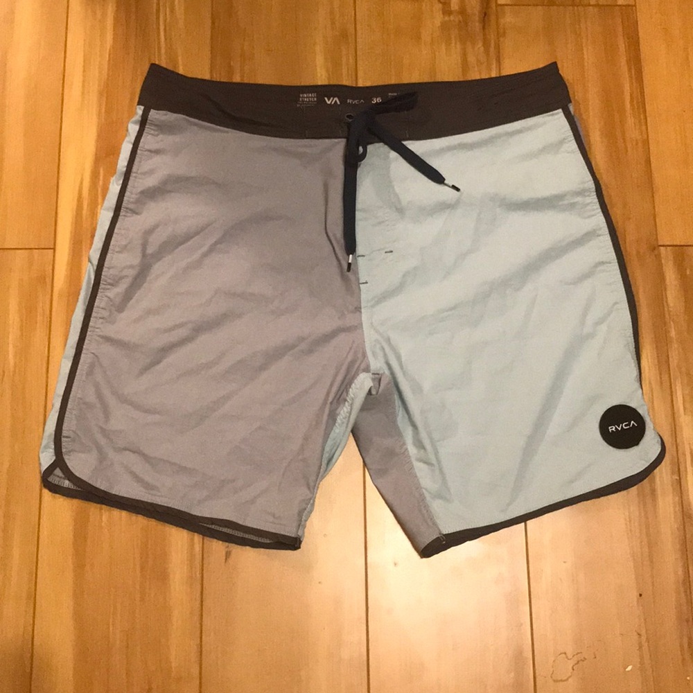 Rvca men’s board shorts